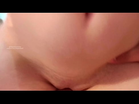 ❤️ Irqad fil-kamra ta’ oħti u hekk qomt ️❌ Porn ta' kwalità lilna ❤