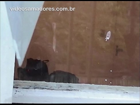 ❤️ Raġel qarn iħares lit-tfajla tiegħu ma' raġel ieħor, jirreġistra video fuck mingħajr ma jfixkel lill-koppja ️❌ Porn ta' kwalità lilna ❤