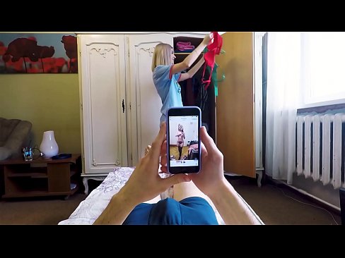 ❤️ Stepsister għamel lil ħuha jiġbor eżatt qabel ma daħlet id-dar ️❌ Porn ta' kwalità lilna ❤
