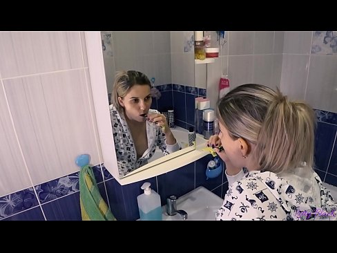 ❤️ Hack ma 'żgħażagħ fil-piġami truf orali cum fil-ħmar - letty iswed ️❌ Porn ta' kwalità lilna ❤