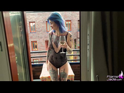 ❤️ Tfajla Tremenda tirdigħ b'Gulp u Fucking Passjonatament Taħt is-Sema Miftuħ ️❌ Porn ta' kwalità lilna ❤